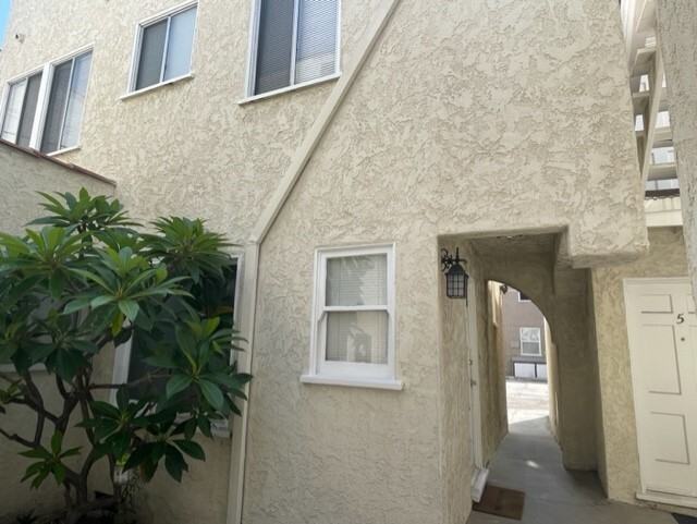 Granada Ave, 34 - Photo 3 of 18