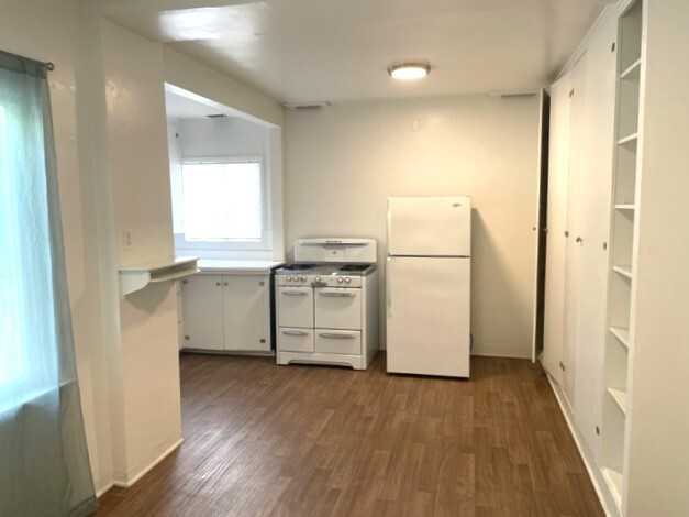 Granada Ave, 34 - Photo 4 of 18