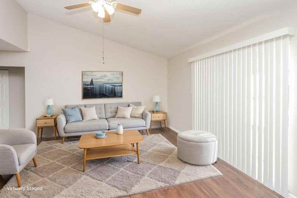 1626 Crossridge Dr - Photo 3 of 19