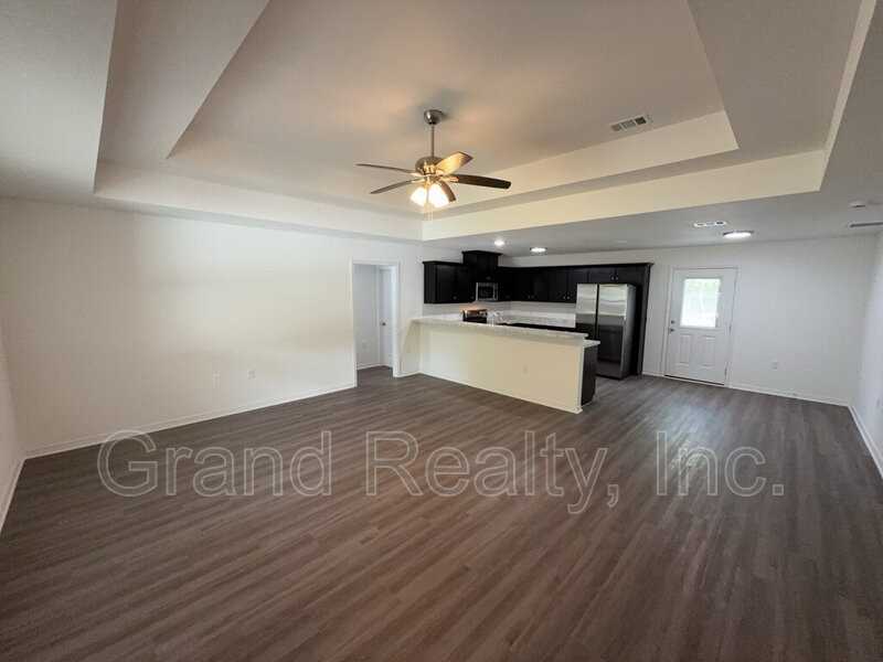 5206 Mccallister St - Photo 2 of 22