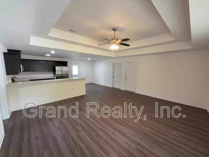 5206 Mccallister St - Photo 4 of 22