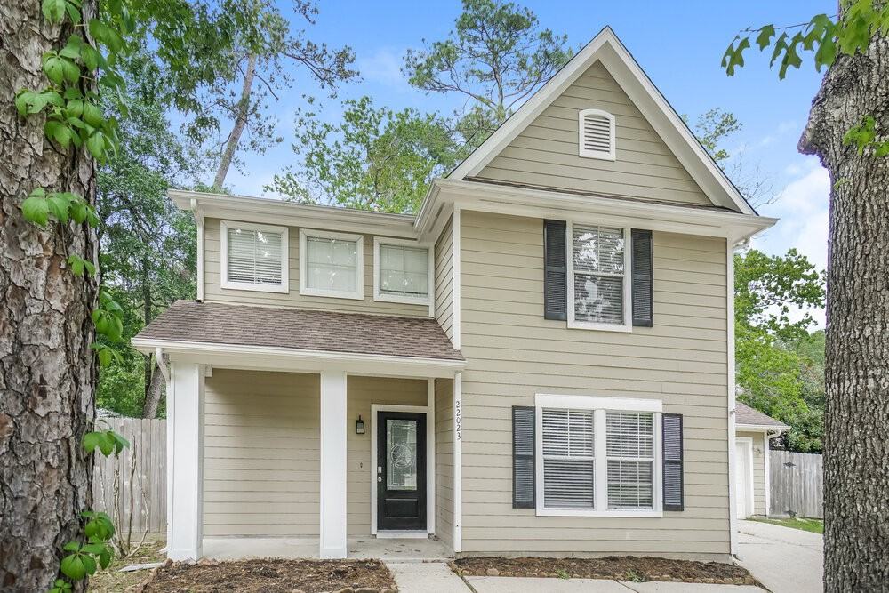 22023 Soft Pines Ct - Photo 4 of 20