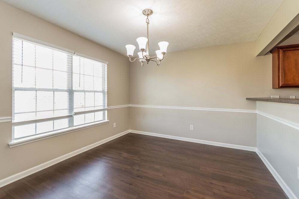 1025 Lakewalk Dr - Photo 6 of 16