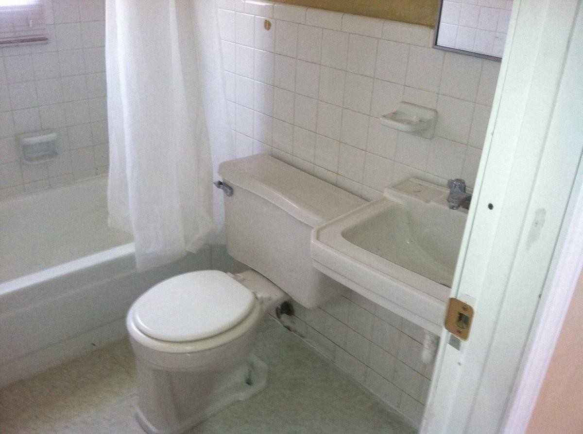 98 North Rogers Street - Photo 4 of 4