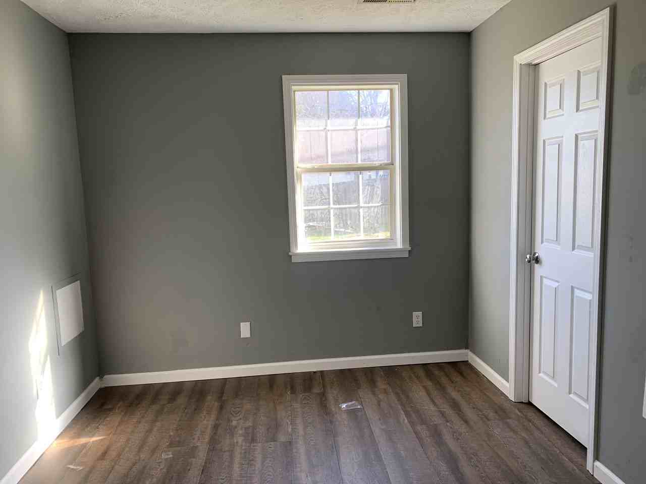 New 504 Johnson Street A - Photo 7 of 8