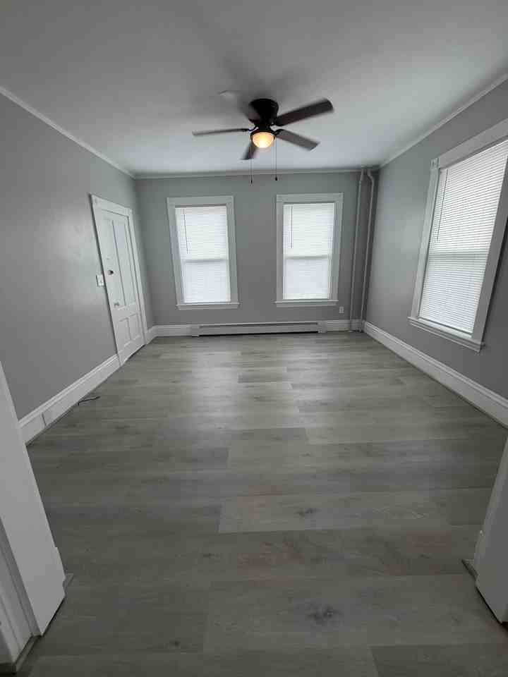 475 Cottage Street - Photo 2 of 10