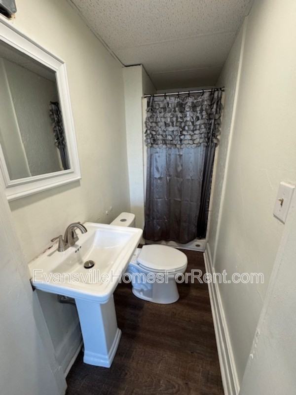 3036 W Maryland St - Photo 7 of 7