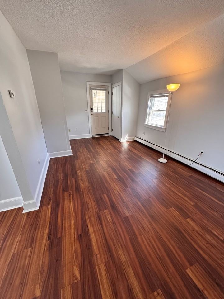 317 South Main Street - Photo 4 of 22