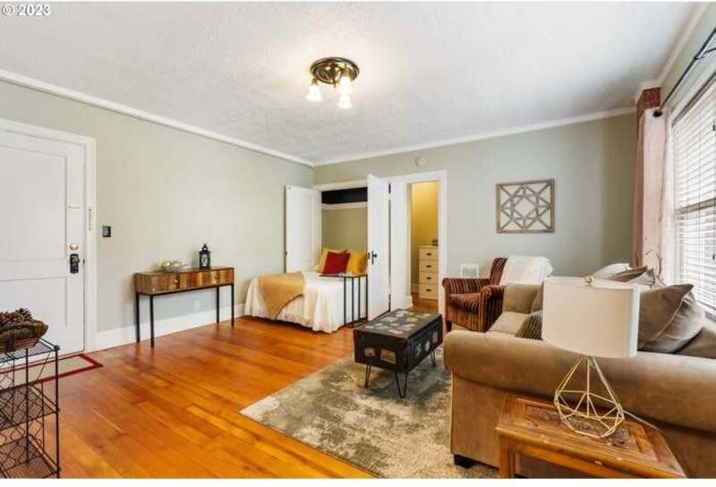 20 Nw 16th Ave - Photo 5 of 20