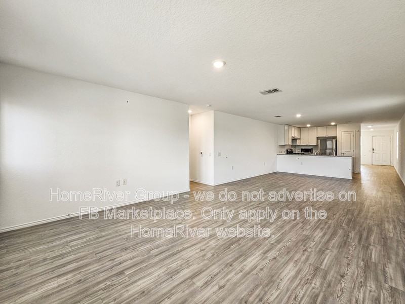 934 Cook Bnd - Photo 5 of 19