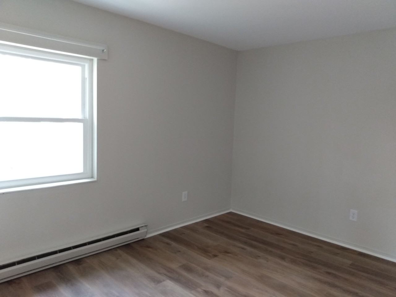 778 Broad Street - Photo 6 of 13