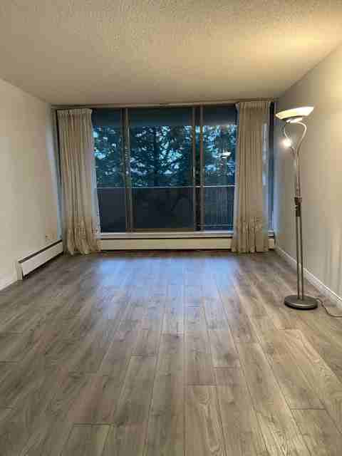 2024 Fullerton Avenue #701 - Photo 4 of 14