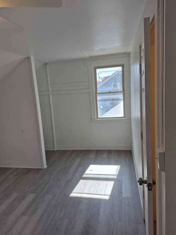 98 Columbia St - Photo 6 of 21