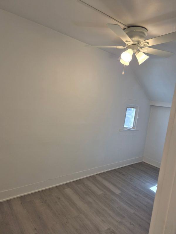 98 Columbia St - Photo 7 of 21