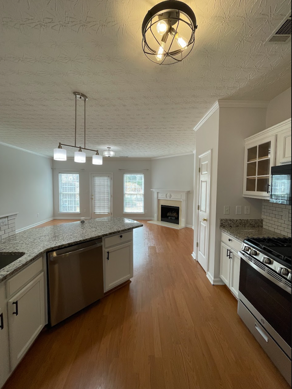 660 Kenridge Way - Photo 5 of 15