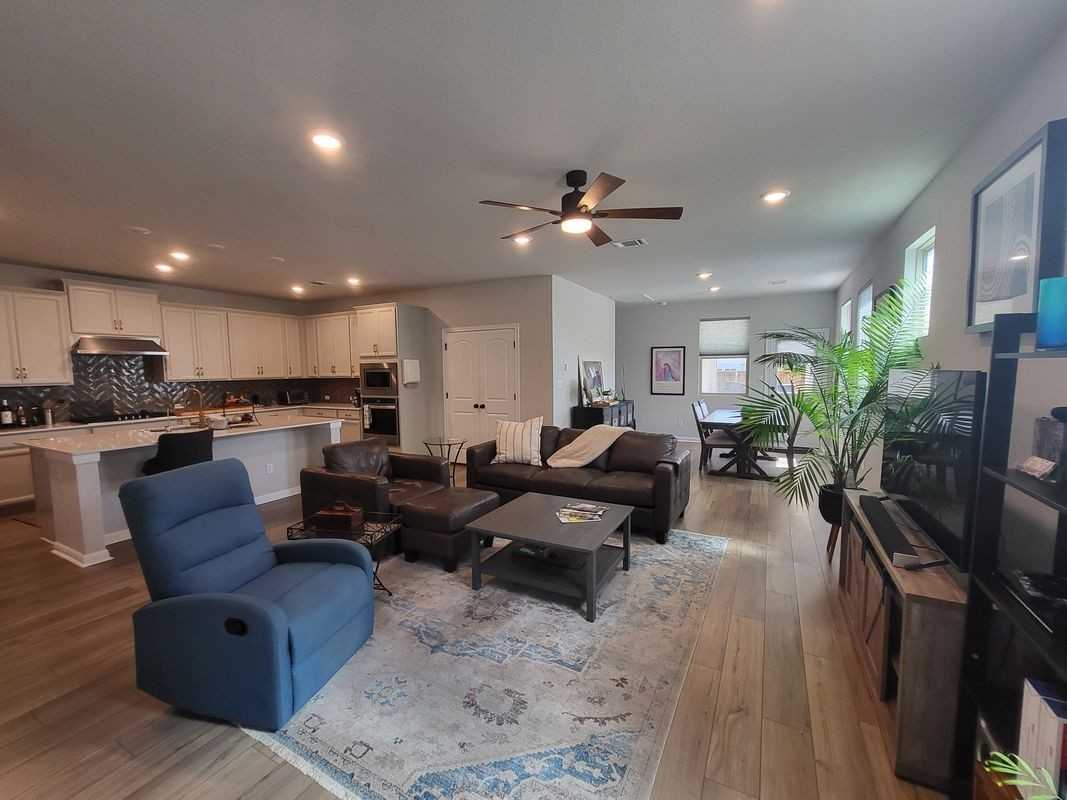 108 Blue Hibiscus Dr - Photo 5 of 23