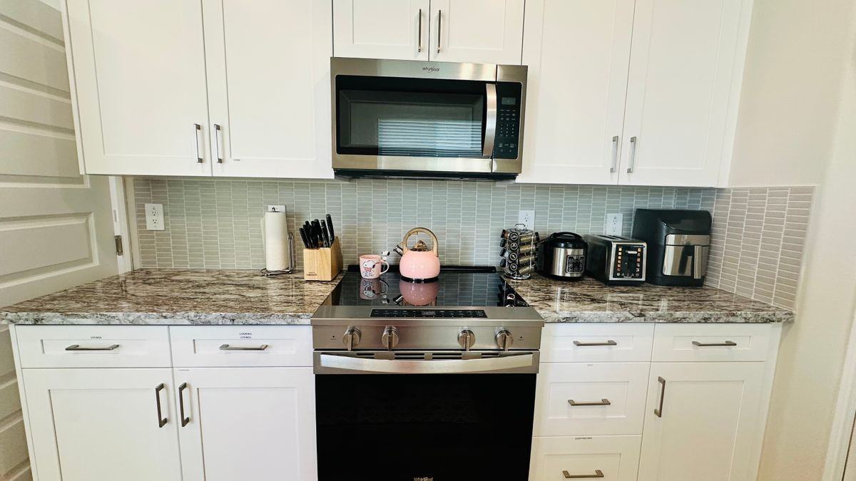 1121 Tropic Ct - Photo 5 of 26