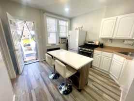 80 Malcolm Ave - Photo 1 of 1