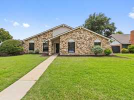 featured image of 3404 Newkirk Dr