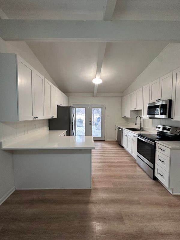 2341 Puter Creek Rd - Photo 2 of 10