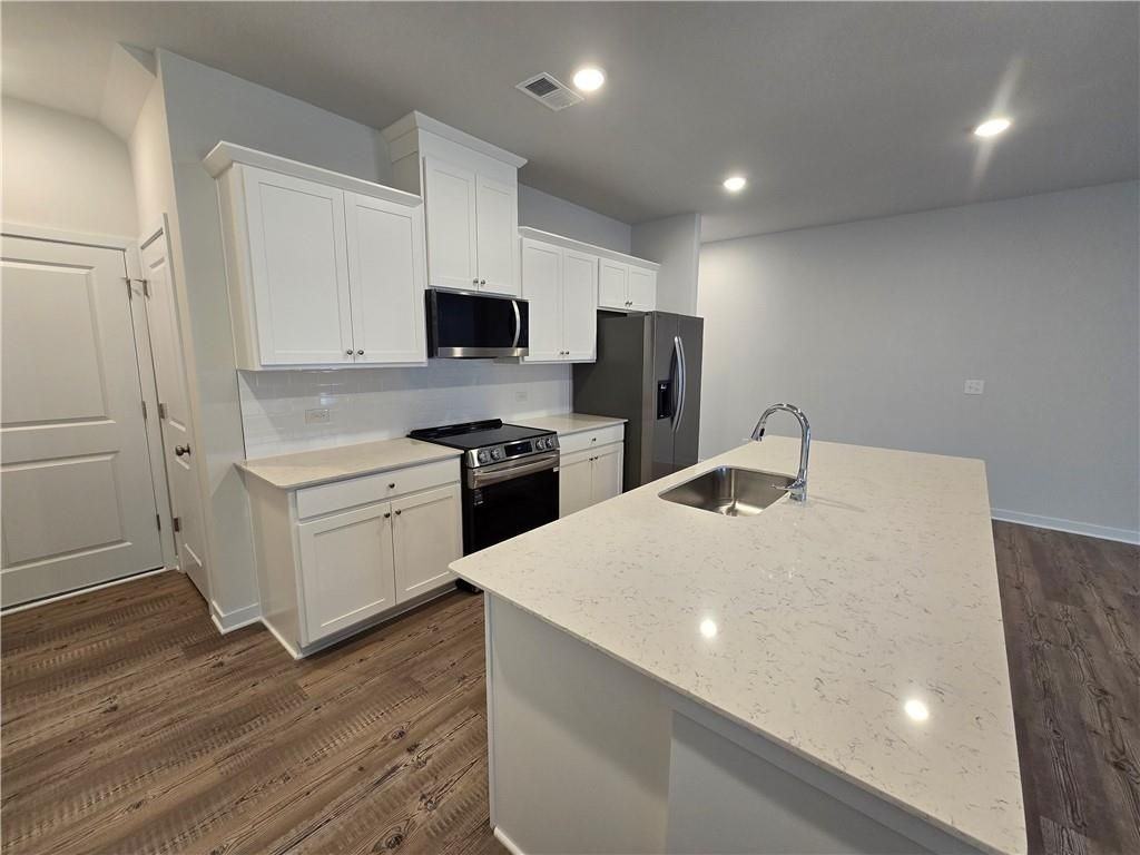 7345 Mulberry Trace Ln - Photo 2 of 16