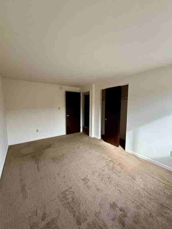 6 Losson Garden Dr ##3 - Photo 7 of 17