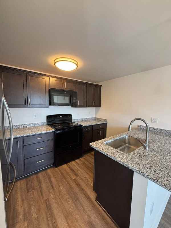 1335 Millersport Hwy - Photo 2 of 11