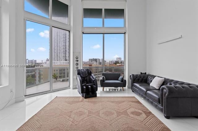 1900 N Bayshore Dr #1016 - Photo 3 of 43