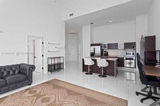 1900 N Bayshore Dr #1016 - Photo 5 of 43