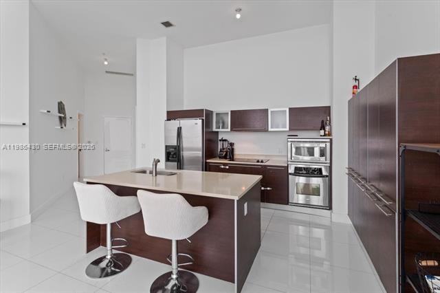 1900 N Bayshore Dr #1016 - Photo 7 of 43