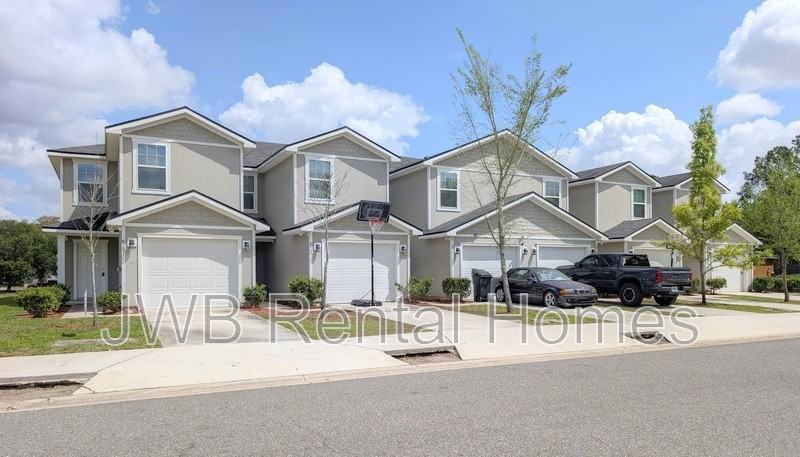 6787 Lake Mist Ln - Photo 2 of 19