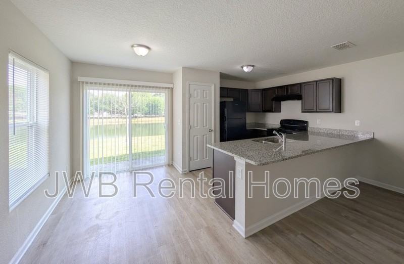 6787 Lake Mist Ln - Photo 4 of 19