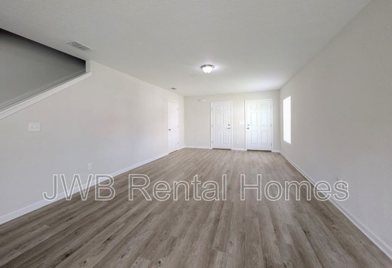 6787 Lake Mist Ln - Photo 6 of 19