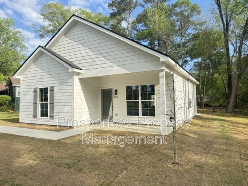 3825 Mulberry Dr - Photo 3 of 17