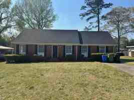 featured image of 419 Victoria Dr