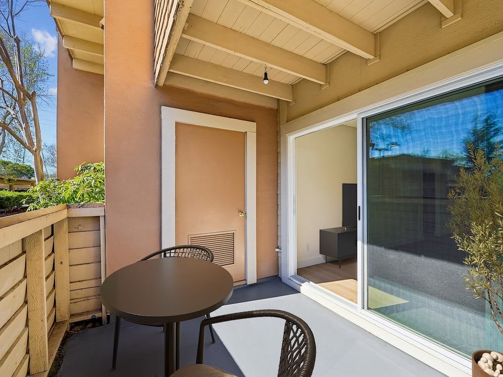 eaves Foster City - Photo 3 of 46