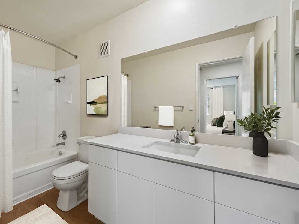 eaves Foster City - Photo 6 of 46