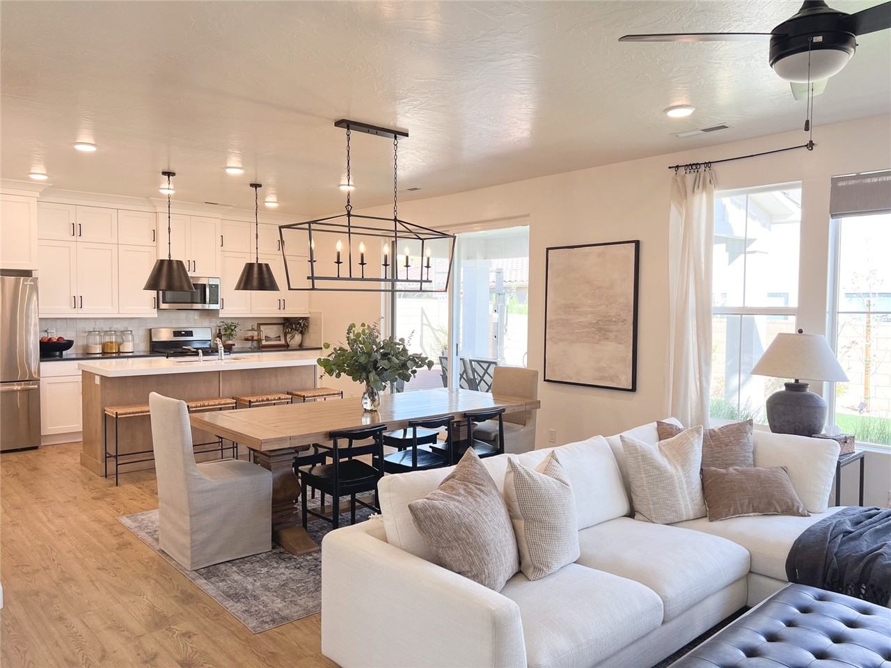 632 W Cypress Umber Dr - Photo 5 of 35