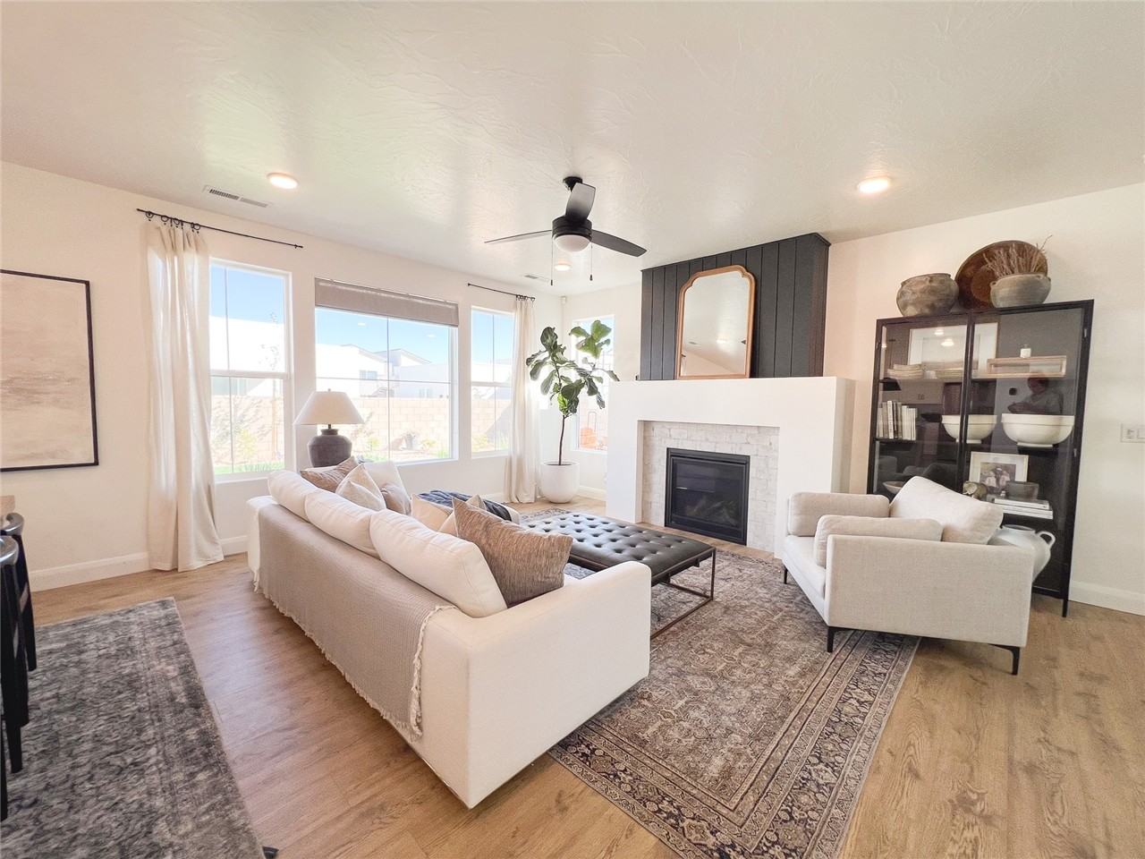 632 W Cypress Umber Dr - Photo 6 of 36