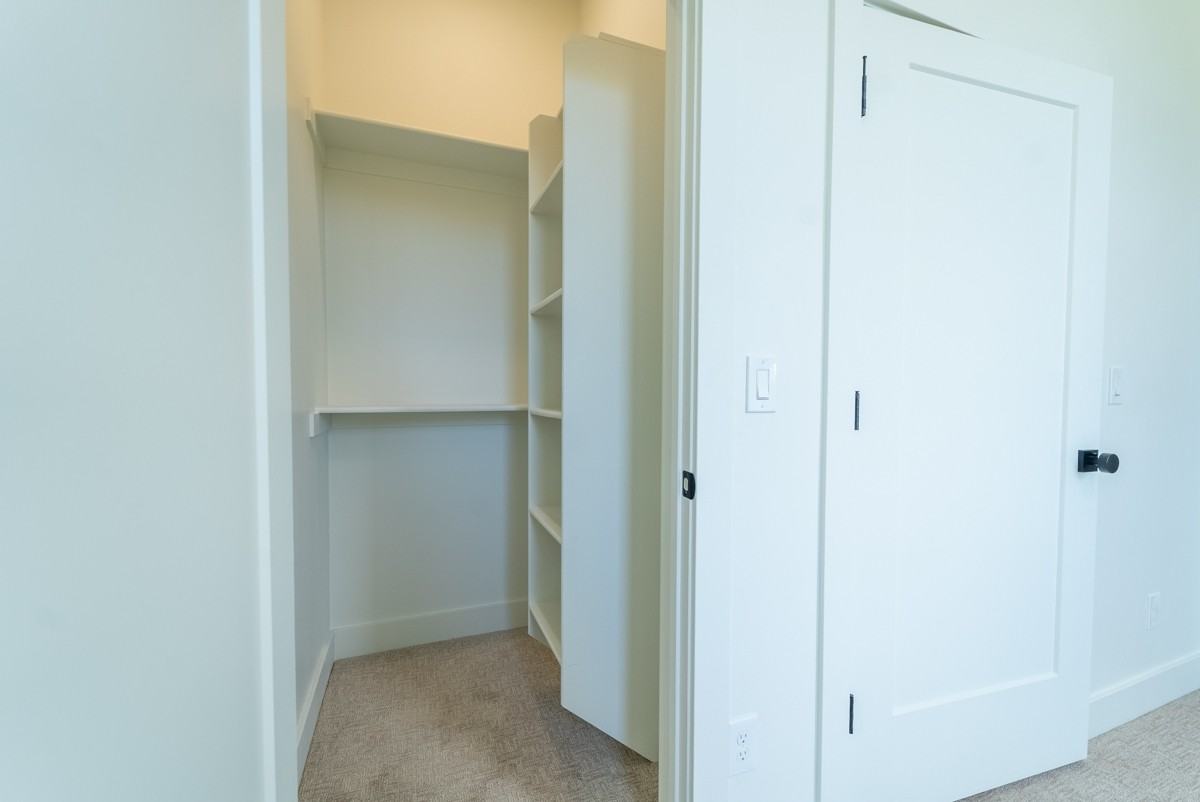 544 Nw #A - Photo 4 of 16