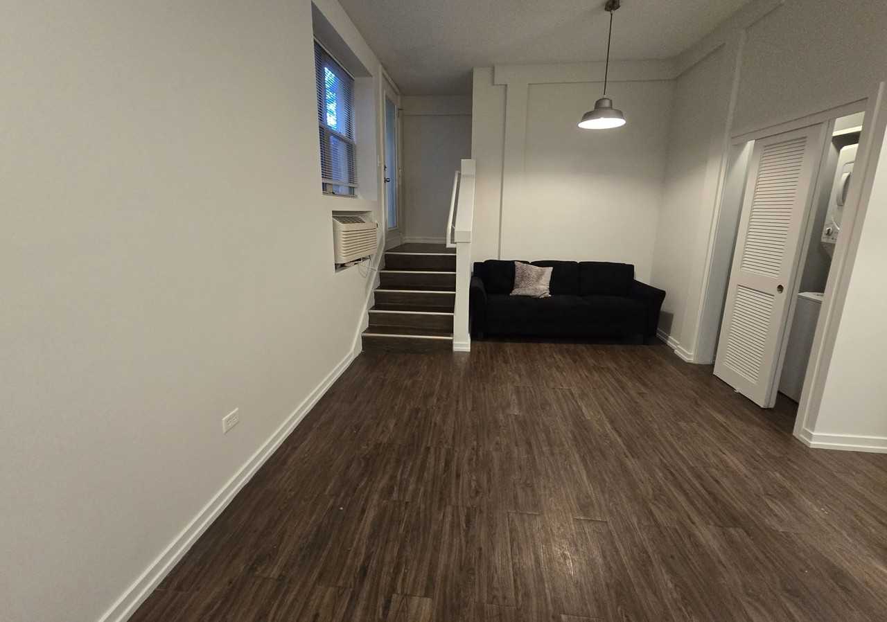 5051 N Kenmore Ave - Photo 5 of 44