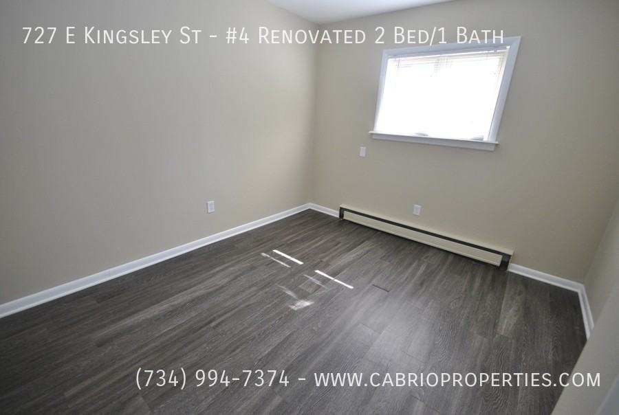 727 E. Kingsley - Photo 6 of 16
