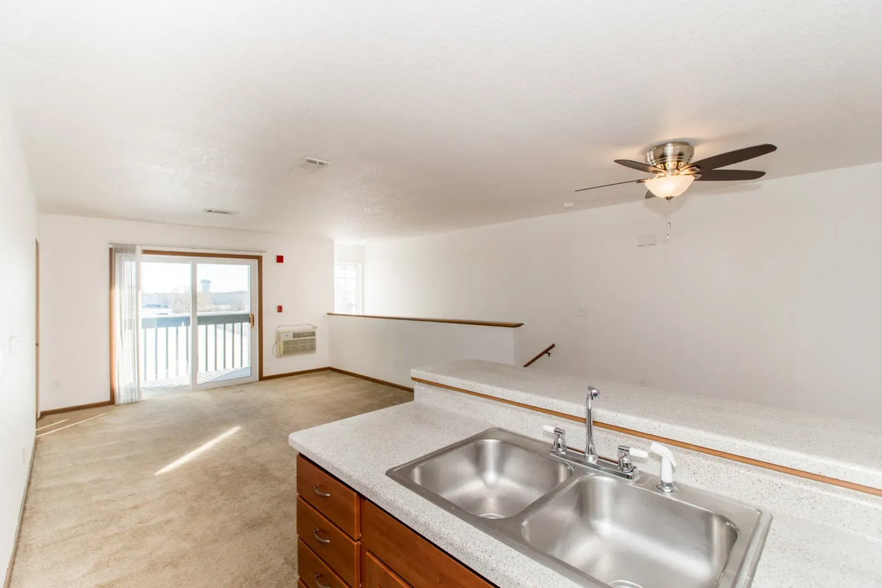 3405 Logan Drive - Photo 4 of 9