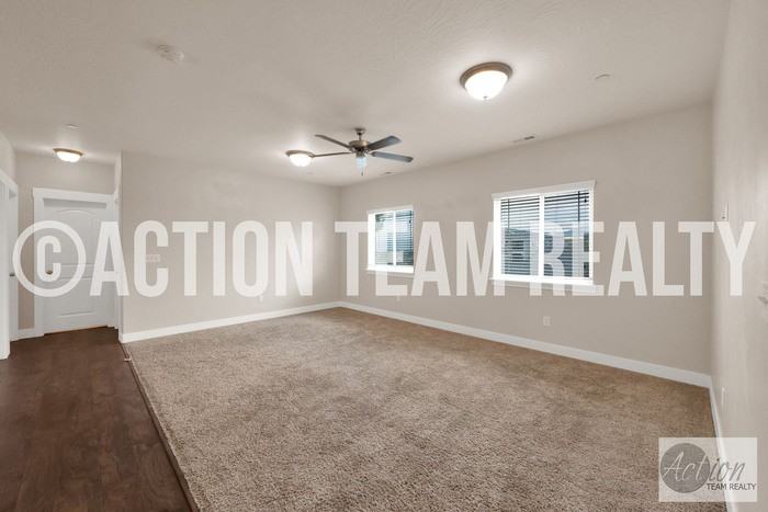 1823 N Crest Rd #1823 - Photo 6 of 19