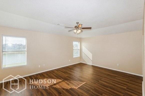 7406 Lake Front Trl - Photo 6 of 15