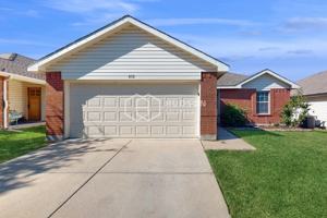 featured image of 852 Poncho Ln