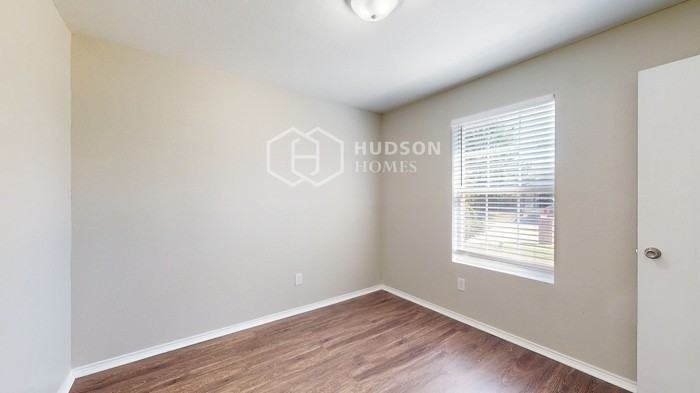 852 Poncho Ln - Photo 3 of 25