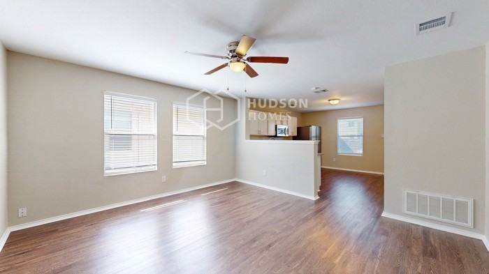 852 Poncho Ln - Photo 5 of 25