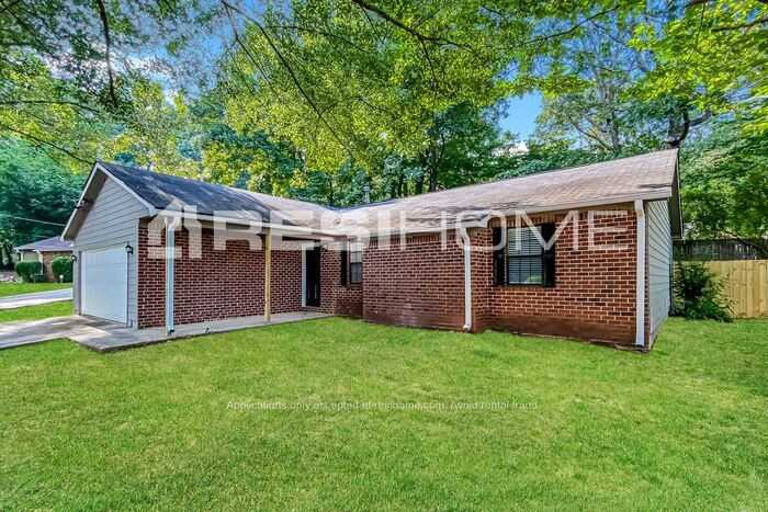 575 Oak Trace Ct - Photo 2 of 17