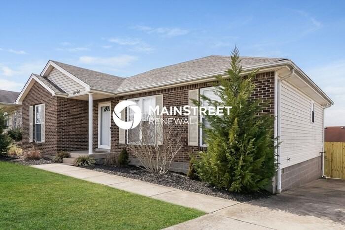 10106 Greenfield Woods Cir - Photo 4 of 16